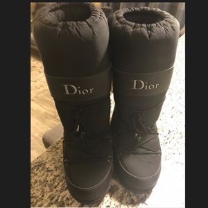 Authentic Christian Dior Moon Boots Size 41-43